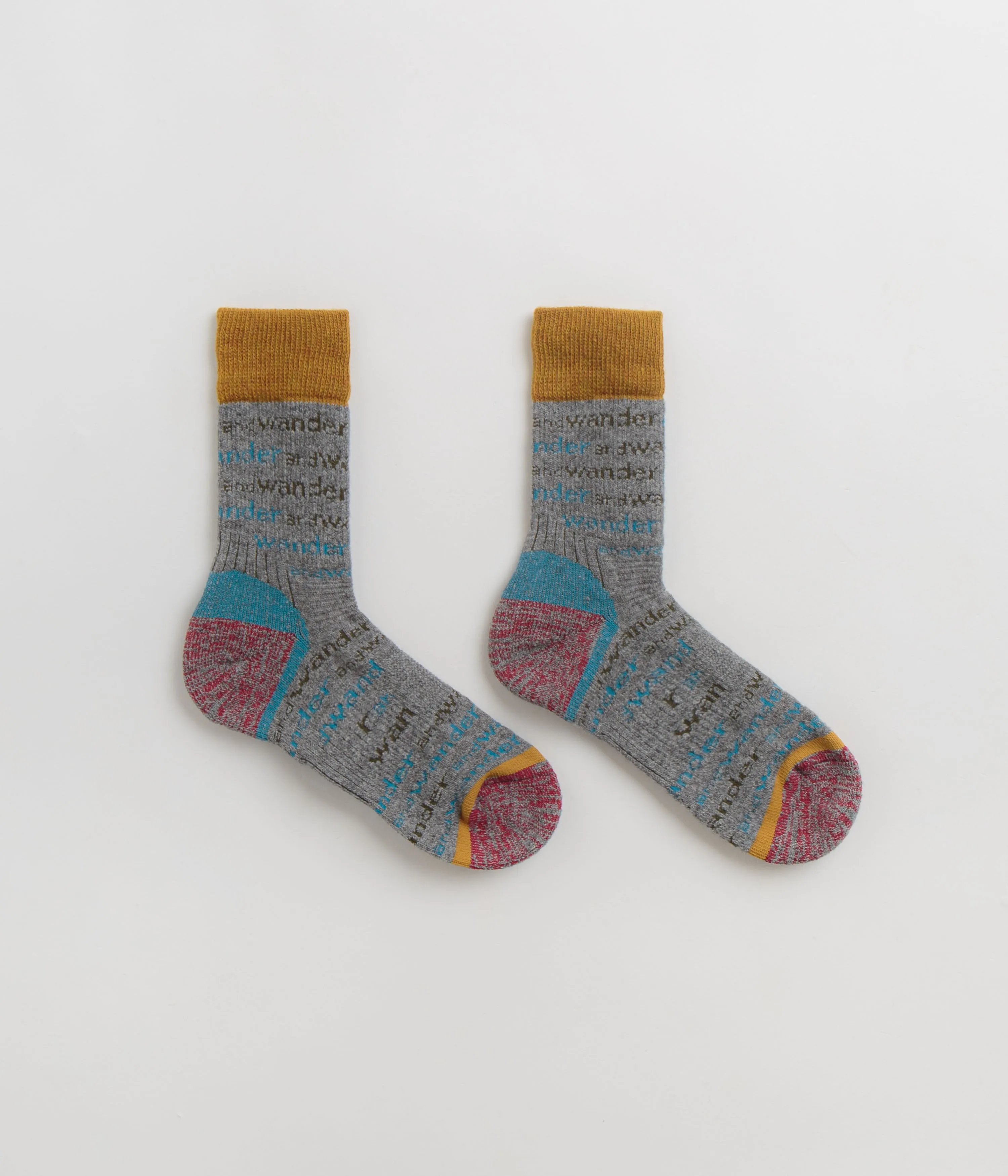 and wander Wool Socks - Light Grey