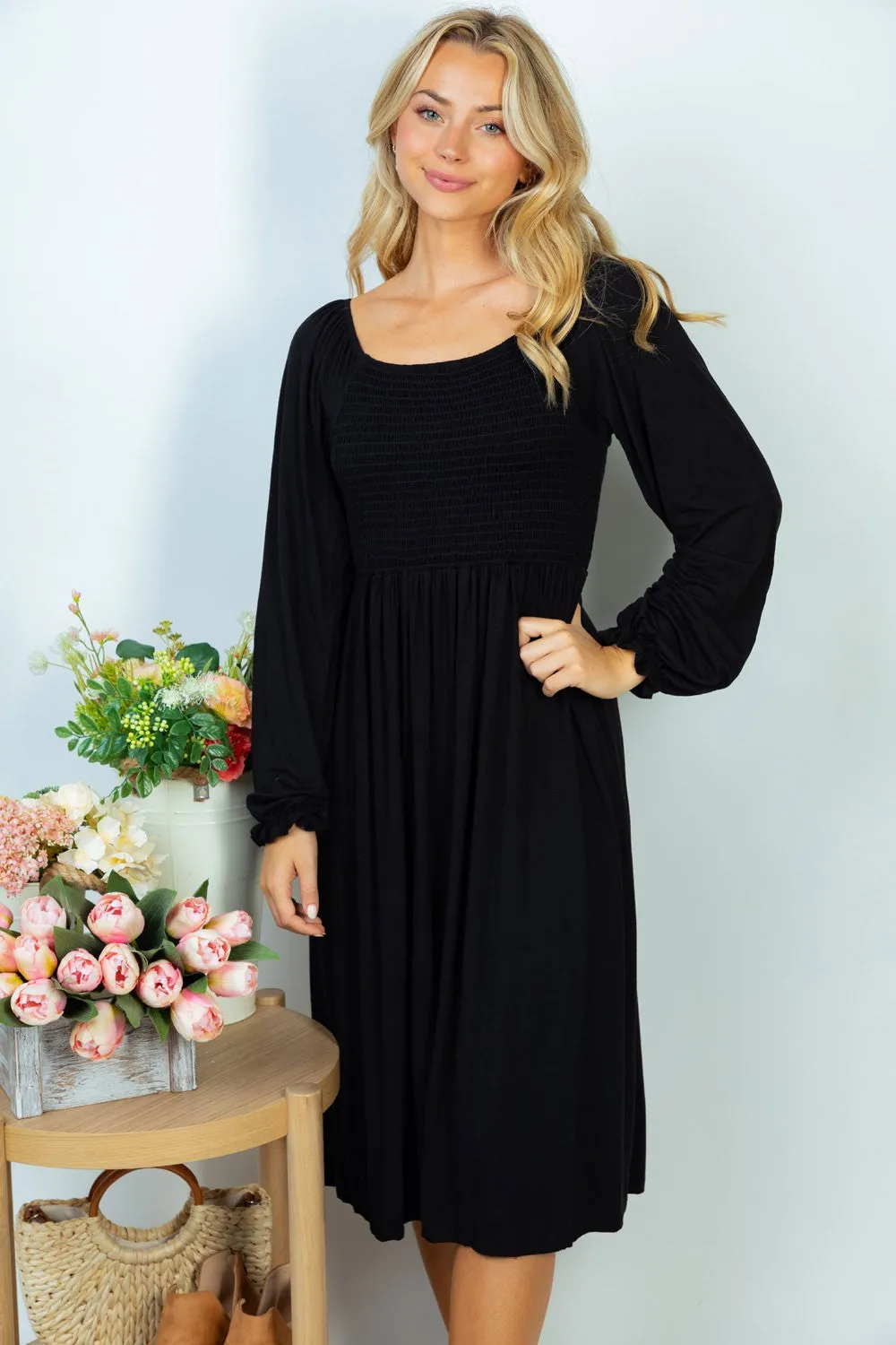 Beautiful Basic Dress in Black