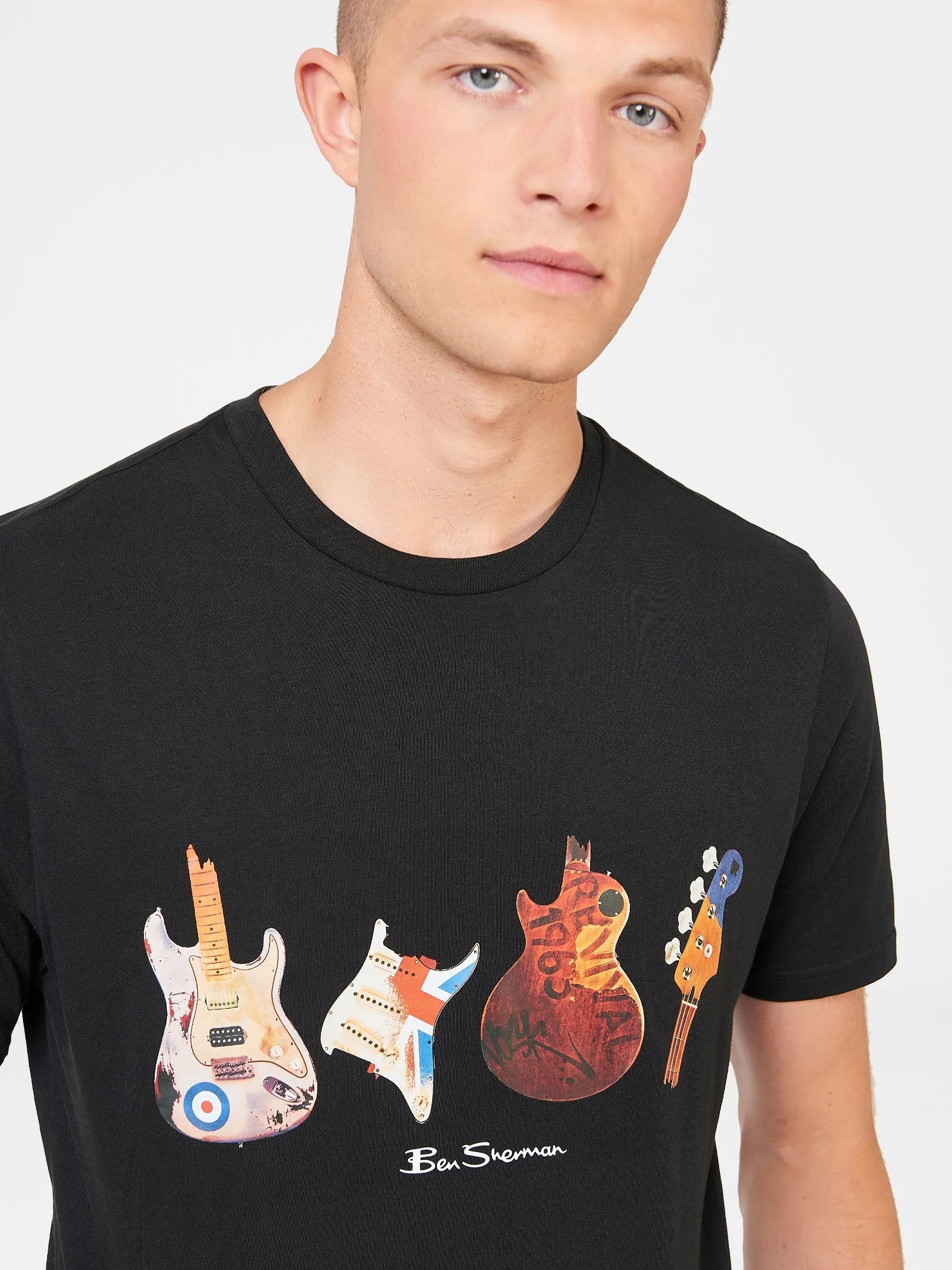 Ben Sherman Mens Smasher Guitars T-Shirt