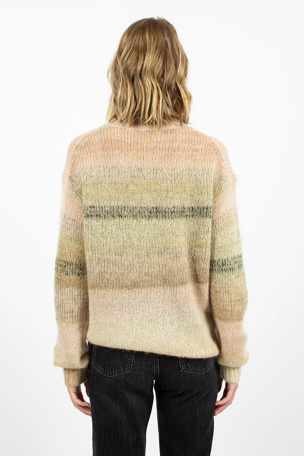 Gradient Crew Neck Knit