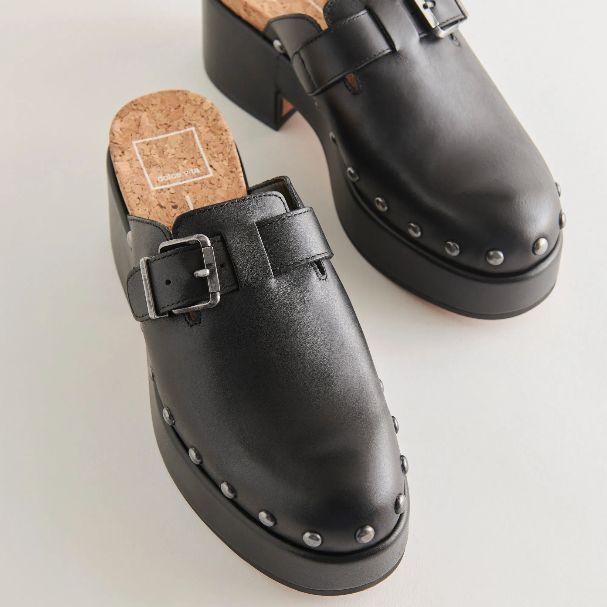 YEVAN CLOGS BLACK LEATHER